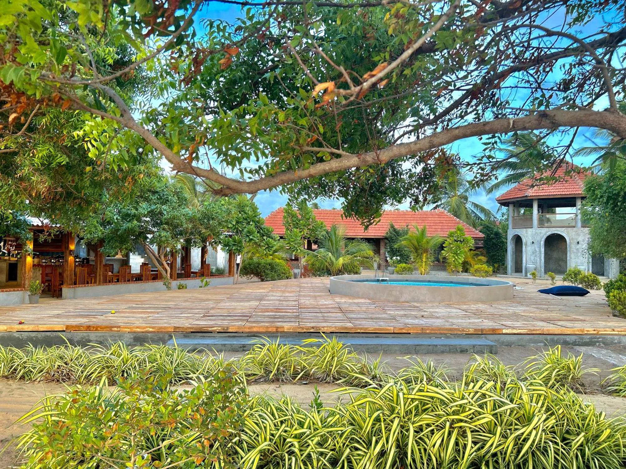 Arasi Resort Калпития Экстерьер фото