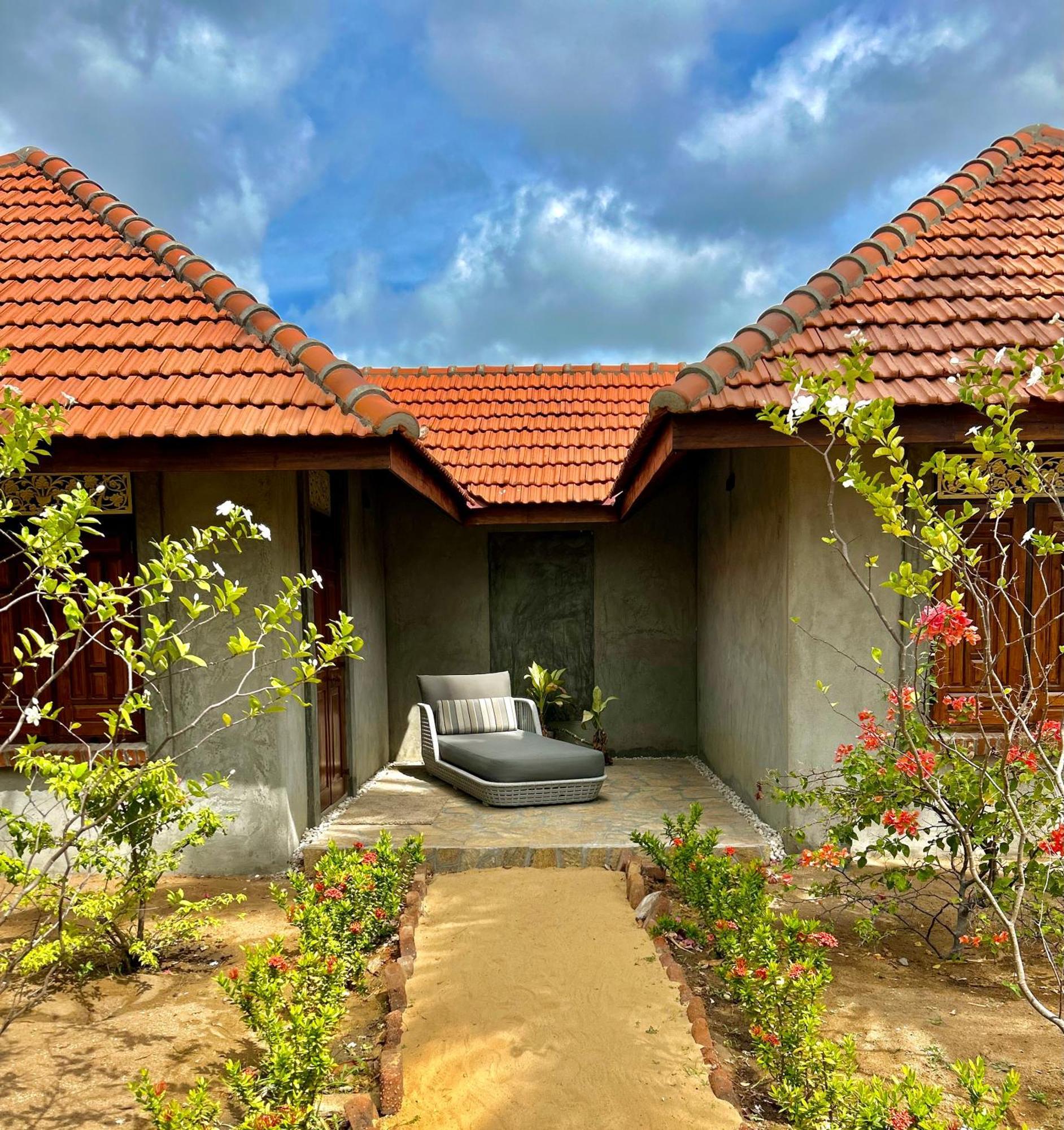 Arasi Resort Калпития Экстерьер фото