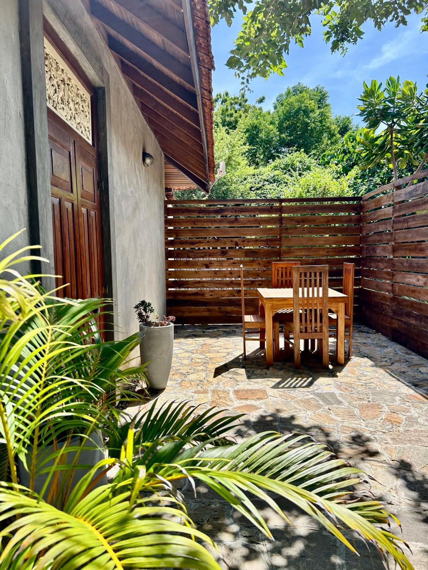 Arasi Resort Калпития Экстерьер фото